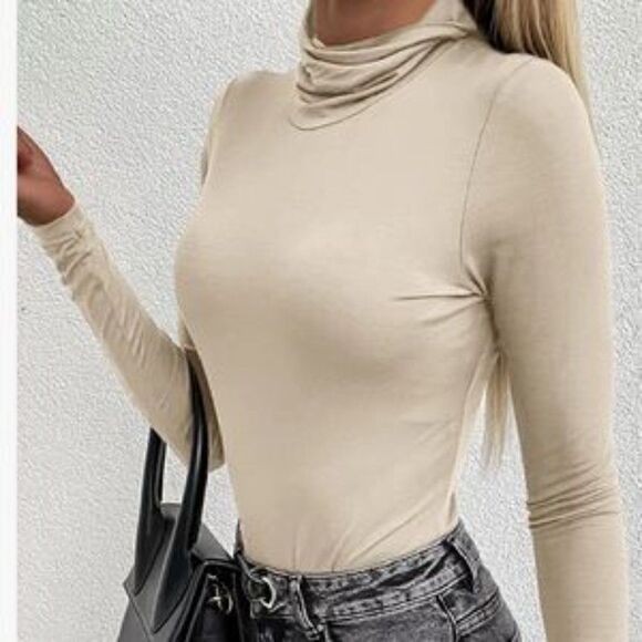 New Stretchy Slim Fit Turtleneck Base Layer Shirt - Picture 3 of 8